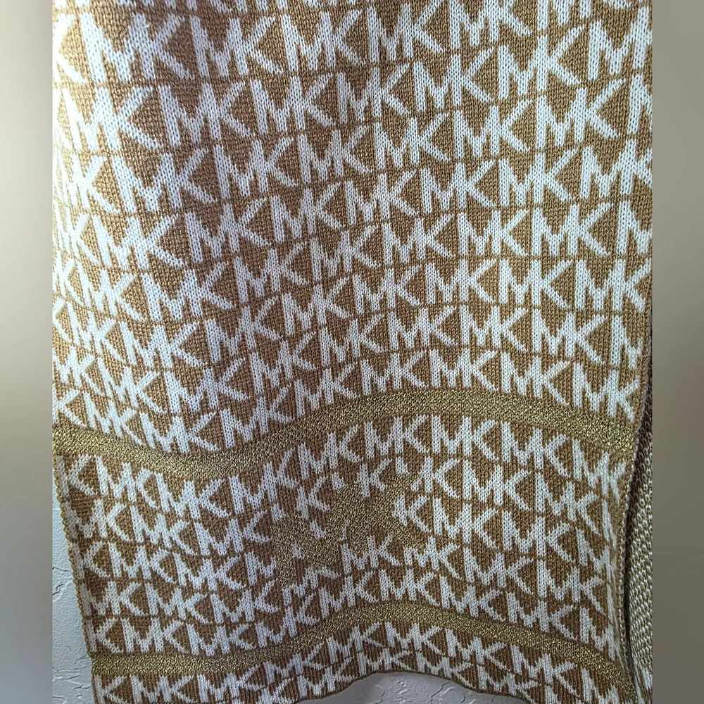 Michael Kors Women's Scarf & Wrap MK Signature Metallic